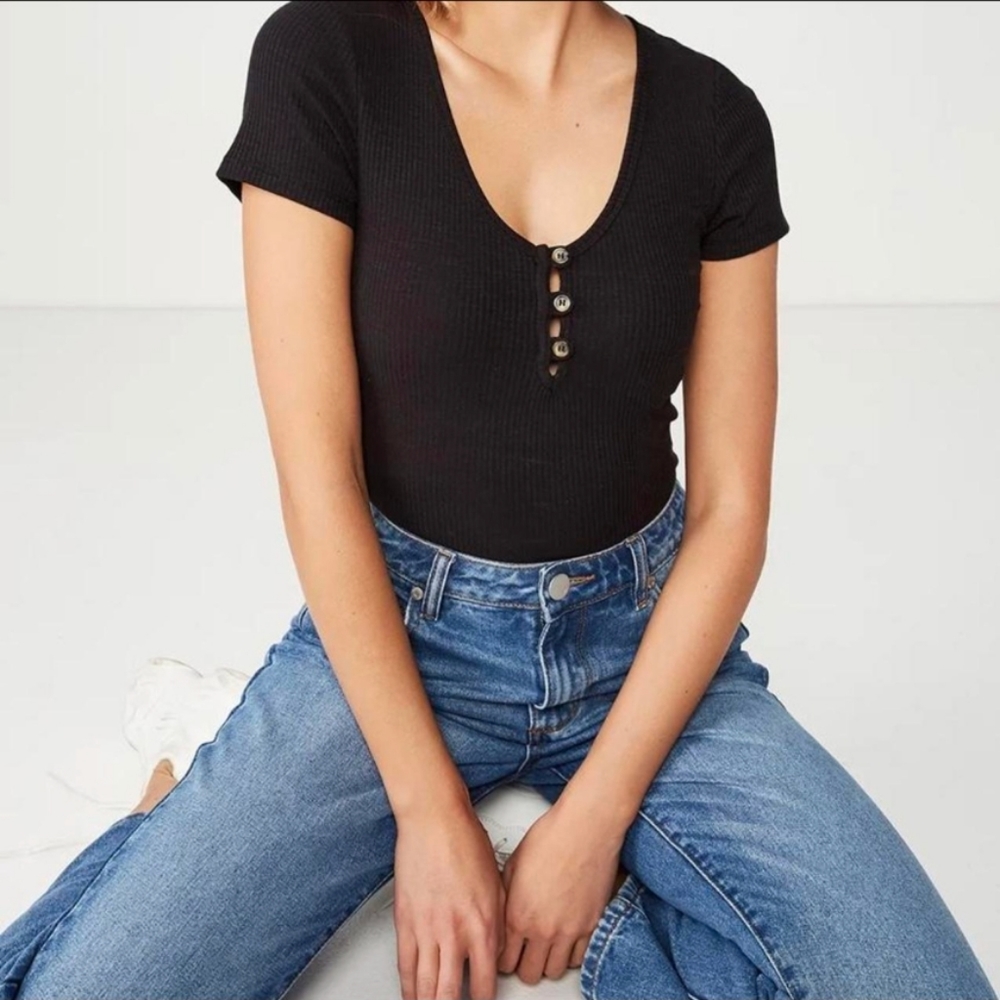 Cotton On 🖤 Top Lylah Henley Short Sleeve Button